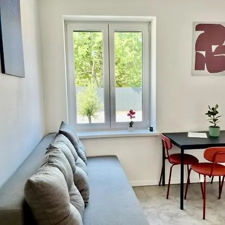 Apartment Safehouse *